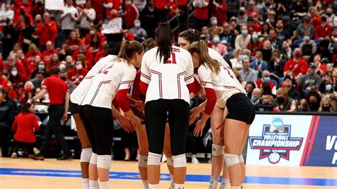 wisconsin leaked|Leaked photos of Wisconsin womens volleyball team originated。